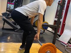 -Freedom Fitness私教健身俱乐部(徐虹北路店)