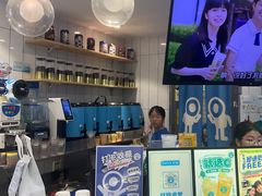 -柠檬向右(宝杨宝龙店)