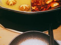 -湊湊火锅·茶憩(杭州湖滨银泰in77店)
