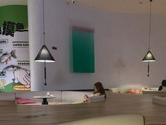 -涨巢·潮玩水疗局