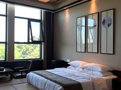 -东方华地城湿地温泉度假区