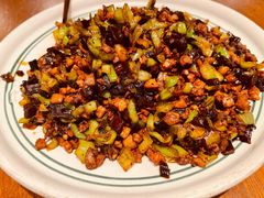 -云海肴·汽锅鸡·云南菜(天山百盛优客店)