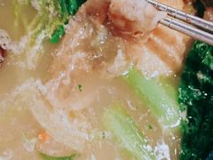 -釜御山海鲜烤肉火锅自助(新城市中心店)