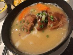 红烧转软骨宽面-港丽餐厅(高德置地店)