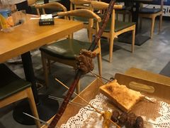 大堂-聚串门儿·东北烧烤(信义坊店)