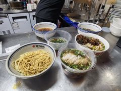 -矮子粉店1985·长沙米粉(湘春路店)