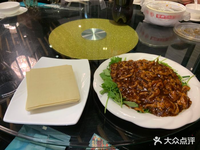 新概念东北菜(场北店)京酱肉丝图片
