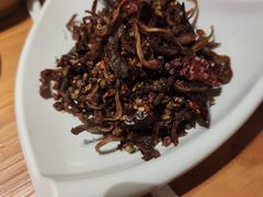 -野山舂·贵州现舂酸汤火锅(鸿通城店)