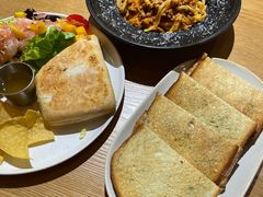 -HELLO 27 意面·沙拉·帕尼尼