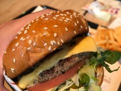 -The Habit Burger Grill 哈比特汉堡(复兴soho店)