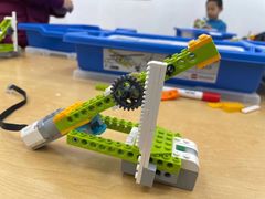 -斯坦星球AI编程·机器人科创·科学实验·信奥·思维·STEM·积木拼搭·竞赛考级(浦东联洋广场大拇指龙阳御桥中心)