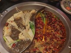 -沸炉重庆老火锅(军事博物馆店)