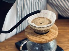 -You’ll see coffee 咖啡
