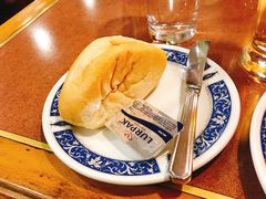 -玫瑰园西餐厅(新华大厦店)