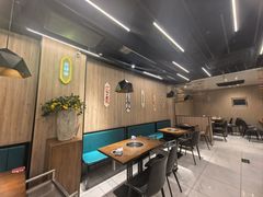 -牛串门串串香(东直门簋街总店)