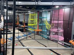 -嗨马乐动室内潮玩运动·团建·轰趴·桌游(南丰汇店)