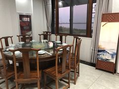 -七的湖·晚芳亭·阳澄湖农家菜·大闸蟹(莲花岛店)