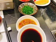 -红鼎豆捞·非遗鲍皇汤火锅(宝丰路店)