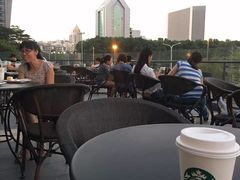 -星巴克臻选(深圳龙岗万科店)