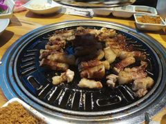 -唯成•韩国炭火烤肉 유성고기