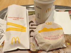-麦当劳(郑州东高铁站店)