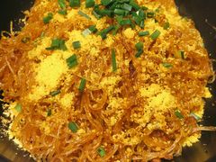蟹黄粉丝煲-食言餐吧·本味湘菜馆(万豪城市广场店)