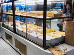 面包甜点陈列柜-奈雪的茶(湖滨银泰in77C区PRO店)