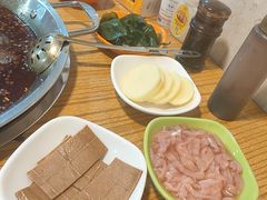 -毛毛老火锅(八年观音桥店)