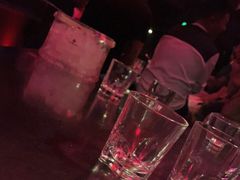 -简奥斯汀·赫本酒吧