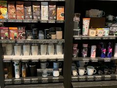 零售区-星巴克臻选(南京金茂览秀城店)