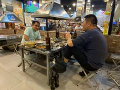 -马路牙子烧烤音乐酒馆(望京店)