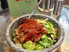 牛肉石锅拌饭-水大叔·石锅拌饭