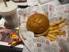 -The Habit Burger Grill 哈比特汉堡(复兴soho店)