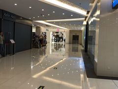 -优衣库(上海金桥国际商业广场店)