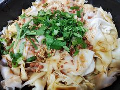 肉酱捞竹篙粉-石岐乳鸽村(南海第三分店)