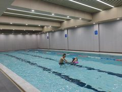-蓝海豚游泳俱乐部(南京西路店)