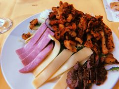 -申德勒加油站餐厅(三里屯北小街店)