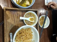 -蟹上黄·蟹黄面·江南糖水(人民广场店)