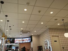 -肯德基(尖岭万达店)