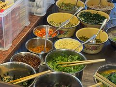 -丽丽三鲜螺蛳粉(田林路店)