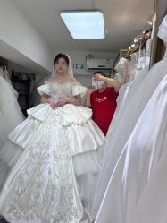 -NaNa婚纱礼服馆
