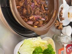 -胡须佬鸡煲四季火锅店(石厦西村直营店)