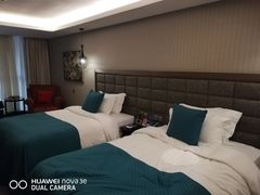 -美丽豪酒店(西安钟鼓楼回民街店)