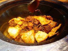 -山河屯铁锅炖·非遗东北菜(南山店)