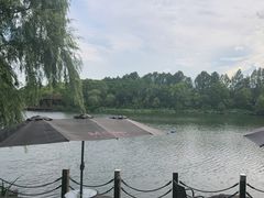 -上海怡沁园度假酒店
