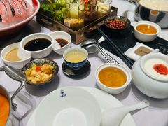 -红鼎豆捞·非遗鲍皇汤火锅(宝丰路店)