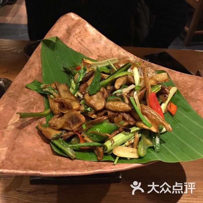 云海肴云南菜(百联又一城店)牛肝菌图片 - 第2044张