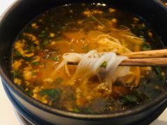 小锅米线-胡麻(静安嘉里店)