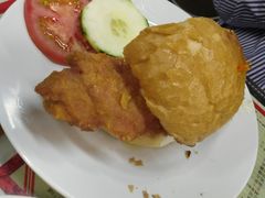 特色猪扒包-华星冰室(湾仔店)