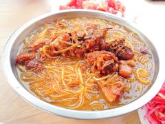 小鸡炖粉条-鸡炖兔